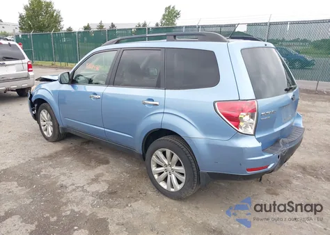 2011 Subaru Forester 2.5X Premium z USA, uszkodzony, nr VIN JF2SHADC9BH705378
